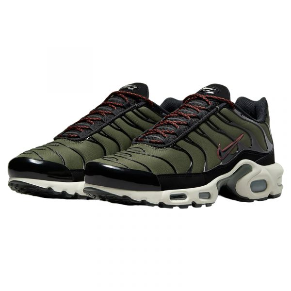 Купить Кроссовки Nike Air Max Plus - Фото 2.